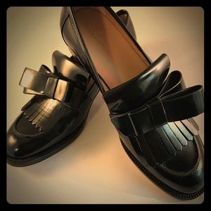 Pour la Victoire Black Loafers